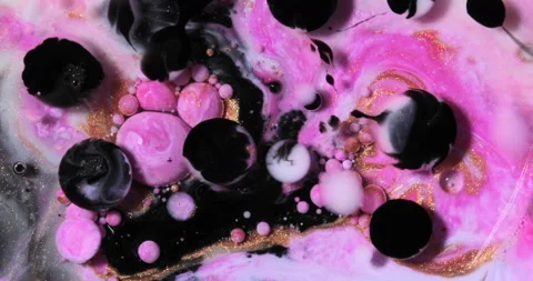 Liquid paint mixing artwork with splash and swirl Stock-Footage 155079907