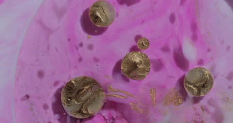 Liquid paint mixing artwork with splash and swirl Stock-Footage 156833891