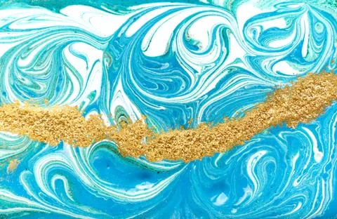 Liquid uneven blue marbling pattern with golden glitter and glare of light 库存插图