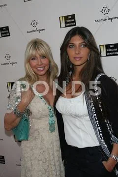 Lisa & brittany gastineau Stock Photos