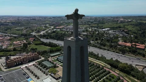 Lisbon christ king statue view 02 库存影片 330422300