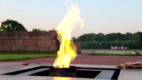 Lit eternal flame . The memory of the dead. The war. Fire. 9th May. Stock Footage 150065573