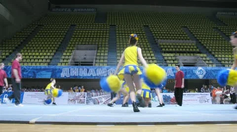 Litsei team participates in Championship on cheerleading Stock Footage