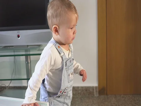 Little boy in close up 스톡 동영상 84952929