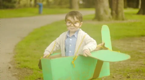 Little boy pretends to be a pilot Video stock 31912951
