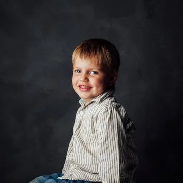 Little boy sitting Foto stock