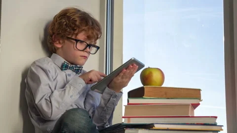 Little Genius Comprehend Science HD Vidéo 238915171
