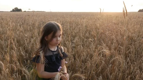 Little girl! Stock Footage 113276944