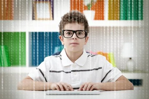 Little hacker with binary code Foto stock