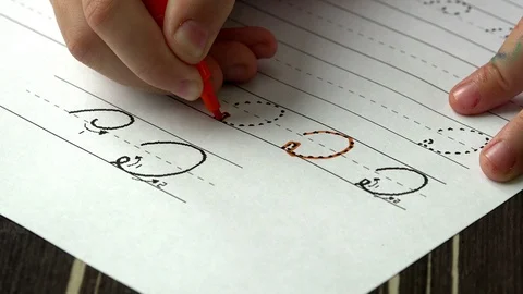 Little kid Learning To Write Letters, close up Vidéo 86645176