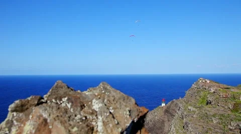 Little lighthouse on a rock Vidéo 43858349