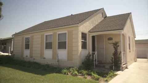 Little Old House Video stock 1831772