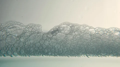 Little soap bubbles bursting Stock-Footage 101875064