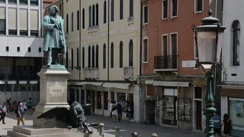 Little square in venice, venice Stock Footage 79102575