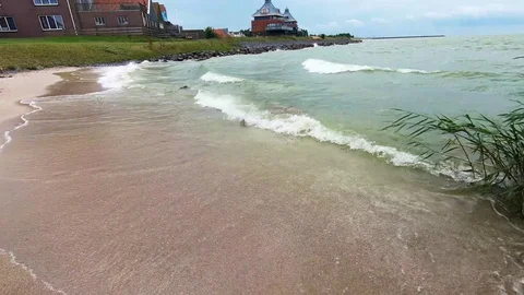 Little waves on the beach of Stavoren Video stock 116302553