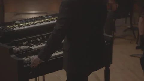 Live acoustic performance with instruments Stock Footage 136333914