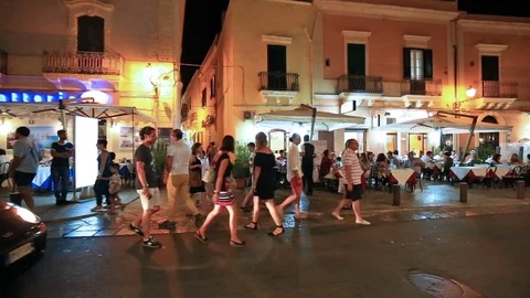 The lively nightlife in restaurants and bars in the alleys of the historic ce Stock Footage