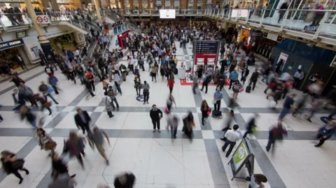 Liverpool Train Station in London in Timelapse in Rush Hour Video stock 34261053