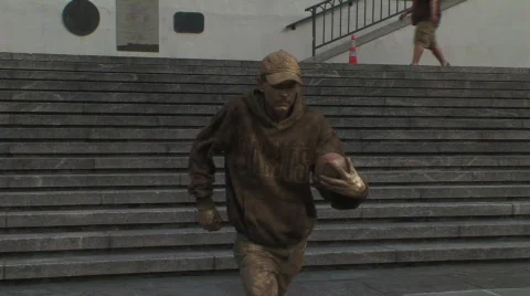Living statue Stock Footage 593781