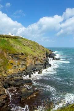 Lizard Lighthouse on the cliffs at Lizard Point in the Lizard Peninsula, Corn Stock Photos