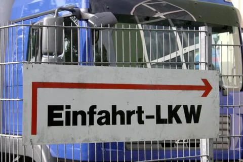 LKW-Einfahrt Stock Photos