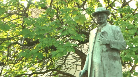 LLandaff Statue 1 库存影片 34027319