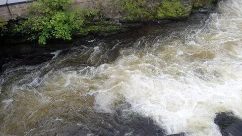 Llangollen river Dee with sound Stock Footage 158404801