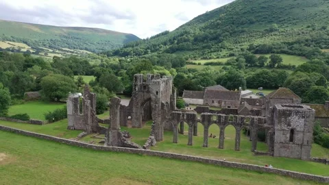 Llanthony Prima Priory, Wales Video stock 270777537