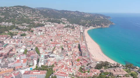 Lloret de Mar, Spain: Aerial view of resort town on Costa Brava near Barcelona Vidéo 197285608