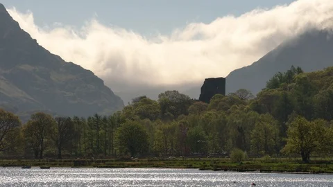 Llyn Padarn Castell Dolbadarn Stock Footage 89894663