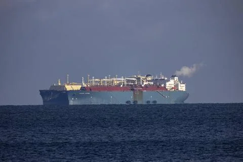 LNG-Tanker vor Ruegens Kueste Die LNG-Tankschiffe Seapeak Hispania und Sea... Stock Photos