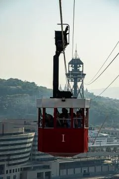 Loaded cable car coming in to Station Stock Photos
