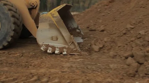 Loader bucket fills Stock Footage 67858224