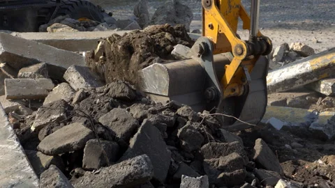 Loading and removal of construction waste Stock Footage 289391818