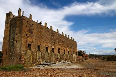 Loading docks at Sao Domingos abandoned mine Foto stock