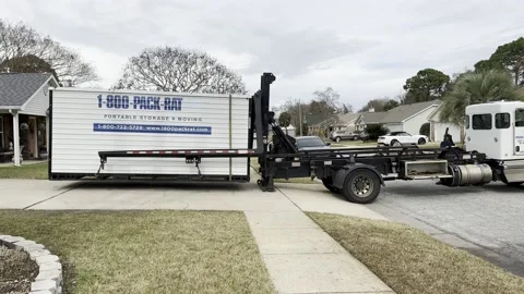 Loading pod container onto truck Stock-Footage 229902822
