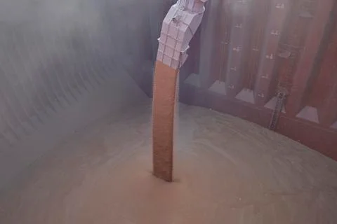 Loading process of grain products by means of loading pipe Stock-Fotos