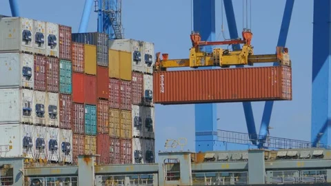 Loading\Unloading container to ship by industrial line gantry crane 4k creative  Stock Footage 139931976