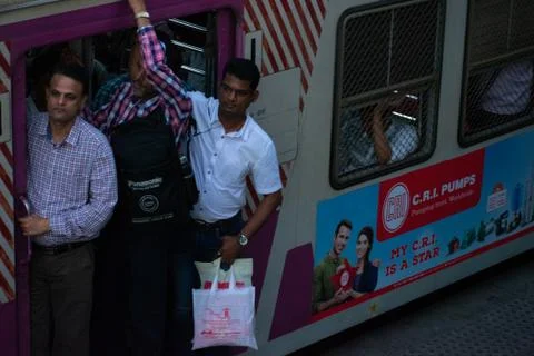 Local Train in Mumbai Stockfoto's