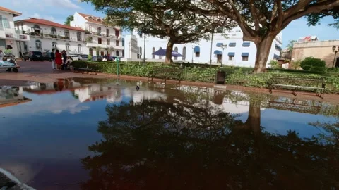 Location old town of panama. View of the colonial-style buildings and houses Vidéo 166647600