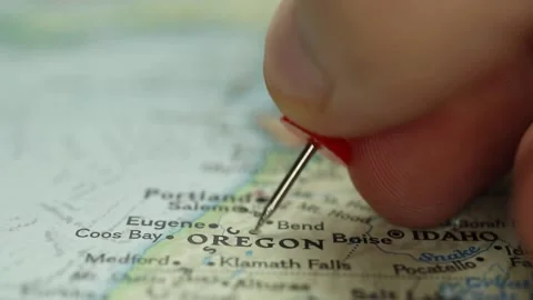 Location Oregon state, map with red push pin pointing close-up, USA, United Stock Footage 160497824