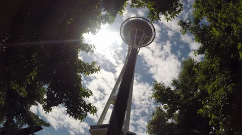 Lock down wide shot of Space Needle in seattle washington Stock Footage 39562184