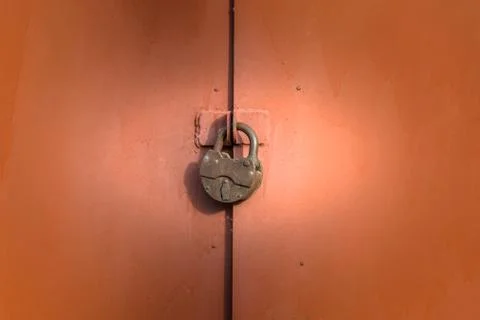 The lock on gate Fotos Stock