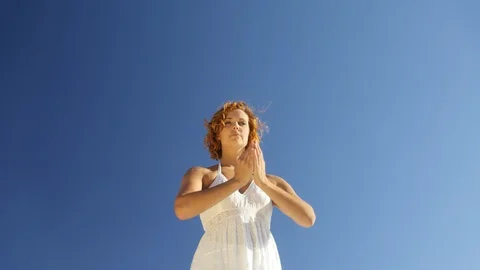 Lockdown, Medium Shot, 10 Seconds Or Greater, Clear Sky, Outdoors, Day, Healthy Stock Footage 95852459