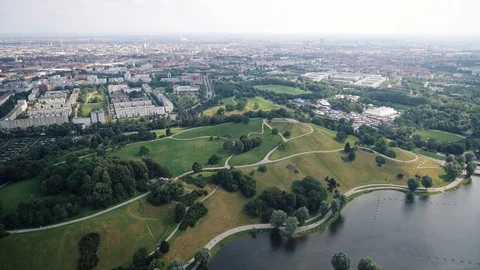 Locked down panoramic view of city center of Munich from tv tower towards 스톡 동영상 125250572