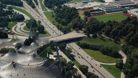 Locked down real time footage of Munich from tv tower towards Olympic park area Видео 125250529
