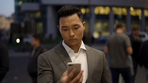 Locked down real time portrait shot of a young businessman conducting 스톡 동영상 124097475