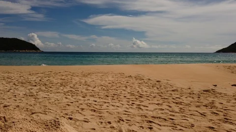 Locked low angle classic sunny holiday beach central perspective and copy space Vídeo Stock 108760615