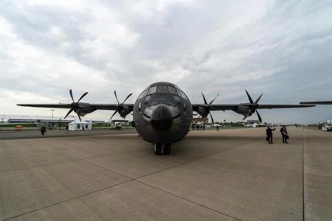 Lockheed Martin C-130J Super Hercules Фото