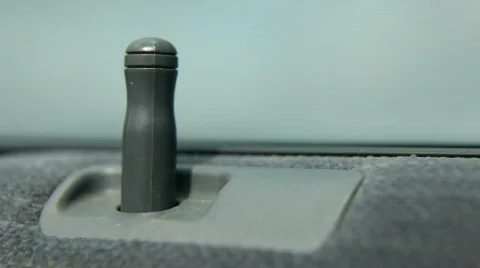 Locking and unlocking Car door Video stock 655953